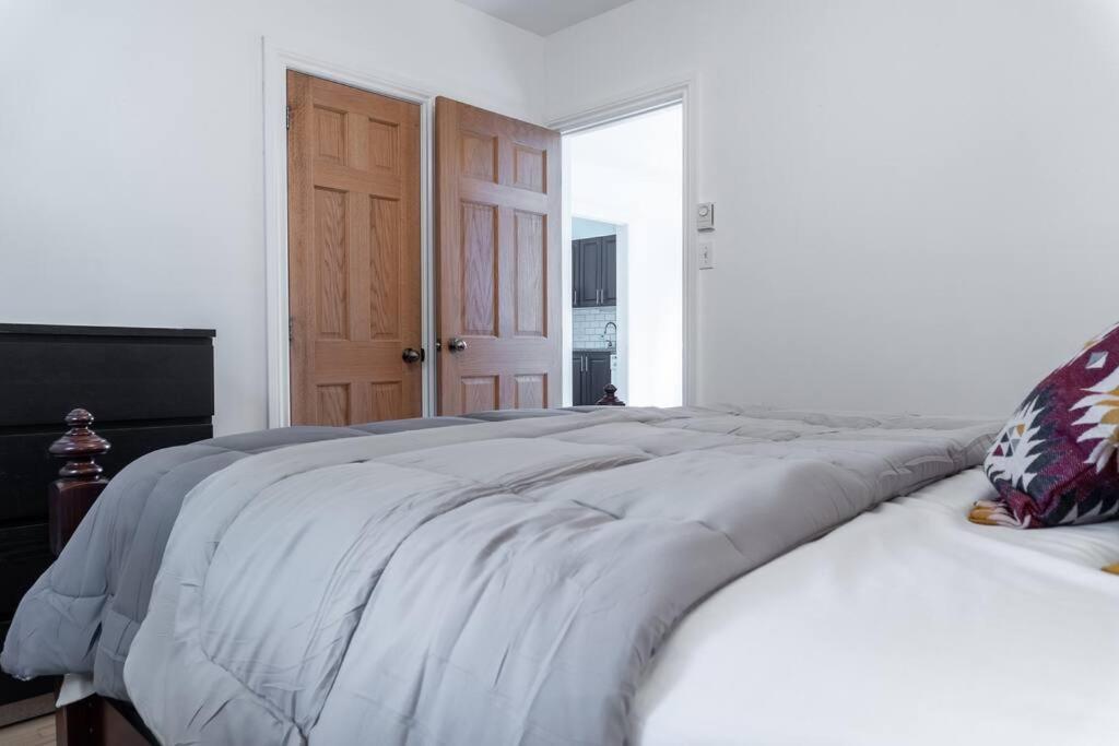 Appartement Bright And Spacious 2 Bedroom Home!